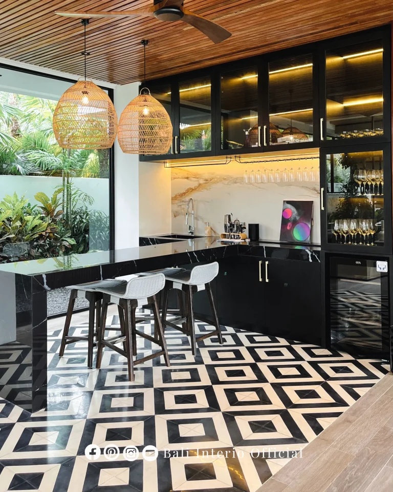 Bar Living Area - Villa Belladonna