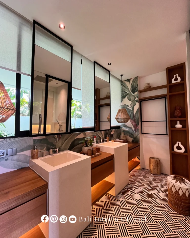 Bathroom Vanity - Villa Belladonna