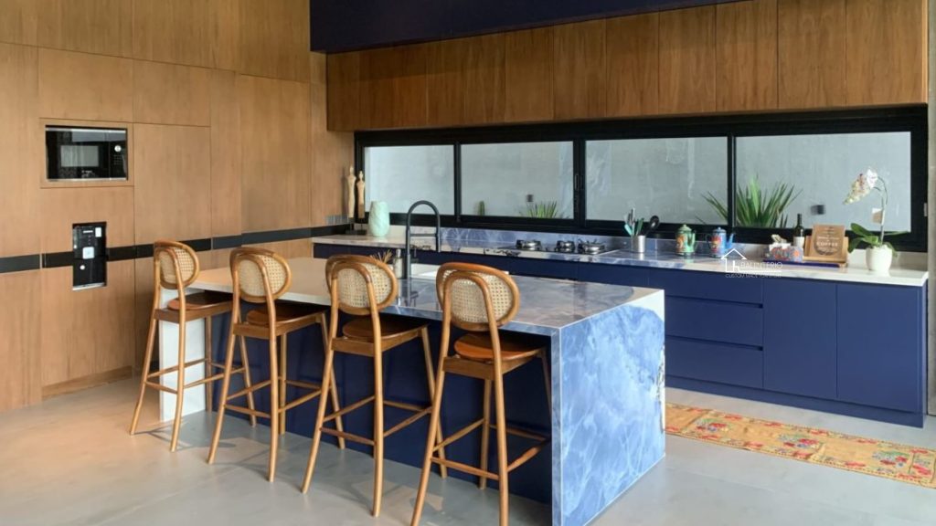 Kitchen Set with Island Project Mr. Erin in Bumbak, Bali